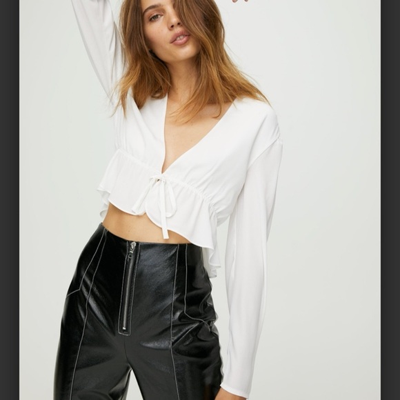 Sunday Best Tie Front Blouse - Picture 2 of 4